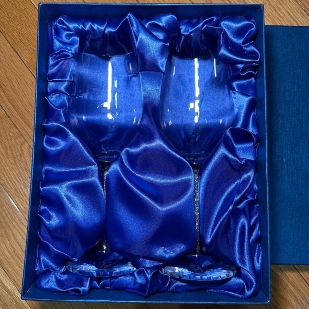 Swarovski crystal wine glasses set of two. New in original box